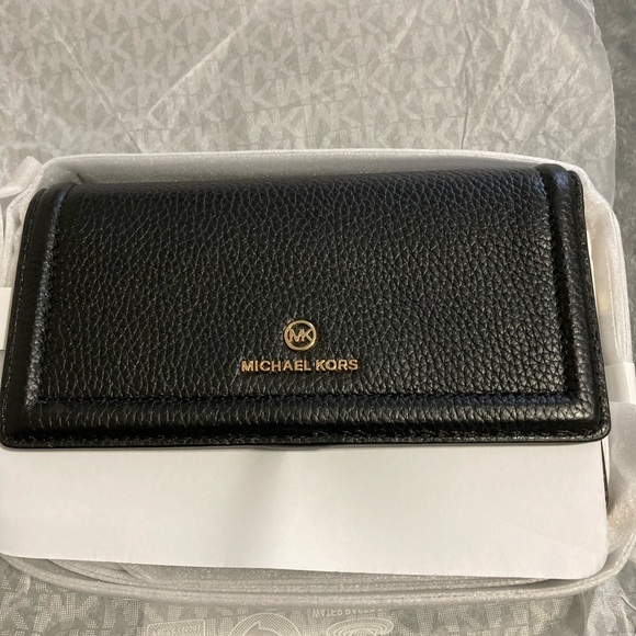NWTS Michael Kors Crossbody Wallet - Picture 2 of 7